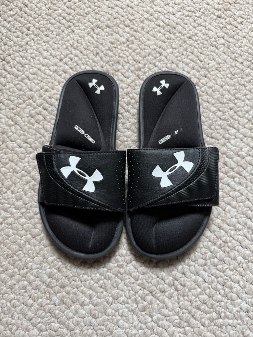 Under Armour Ignite VI Size 3Y Youth Slide Sandals Flip Flops
